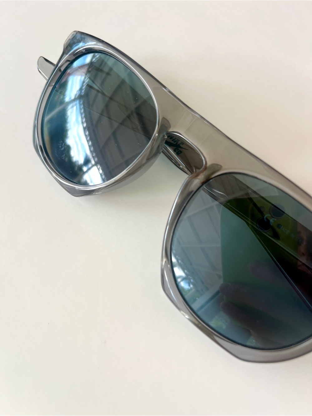 Nike Sunglasses NIKE FLATSPOT XXII DV2258 494 Wolf Grey/Cool Grey Unisex